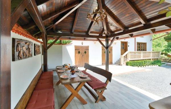 Villa Barbara/Holiday Homes With A Story/Varazdin Vinica Eksteriør bilde